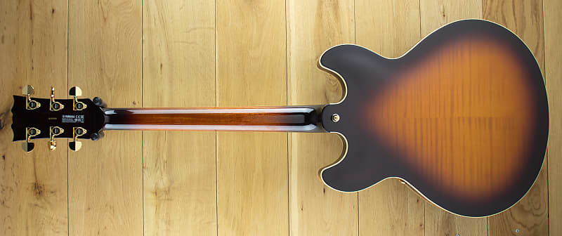 Yamaha SA2200 Brown Sunburst IJL018E