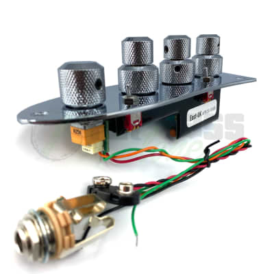 John East J Retro Deluxe Bass Preamp for Jazz Bass Deluxe