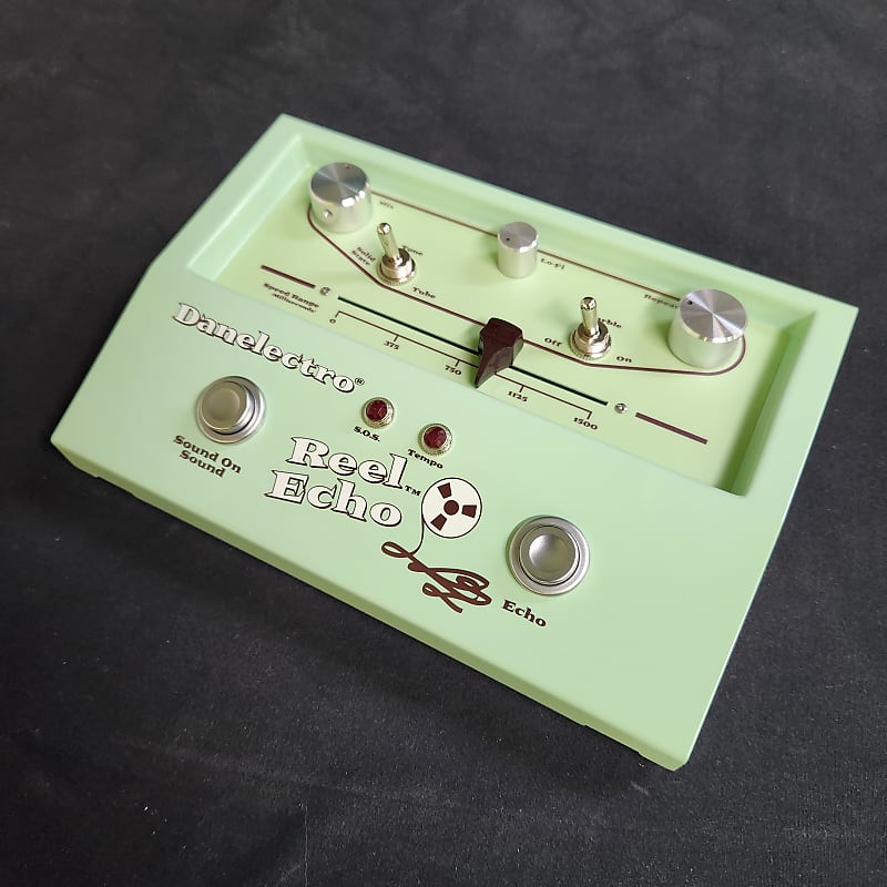 Danelectro　Reel　Echo Danelectro DTE-1 Reel Echo Tape Simulator Pedal | Reverb