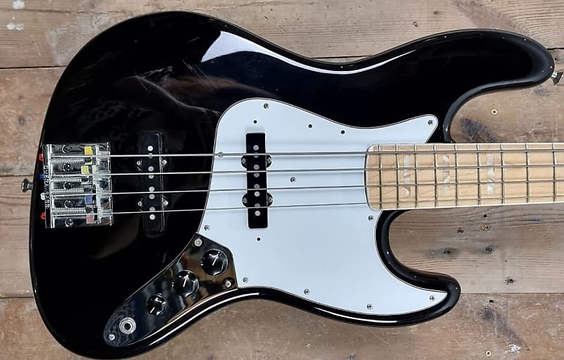 Fender American Vintage 74 Jazz Bass