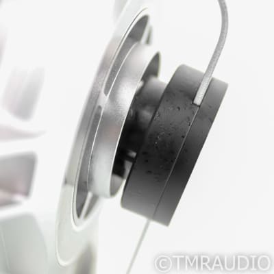 Final D8000 Pro Closed Back Planar Magnetic Headphones; D-8000 image 6