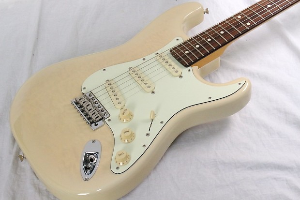 Fender ST62-QT