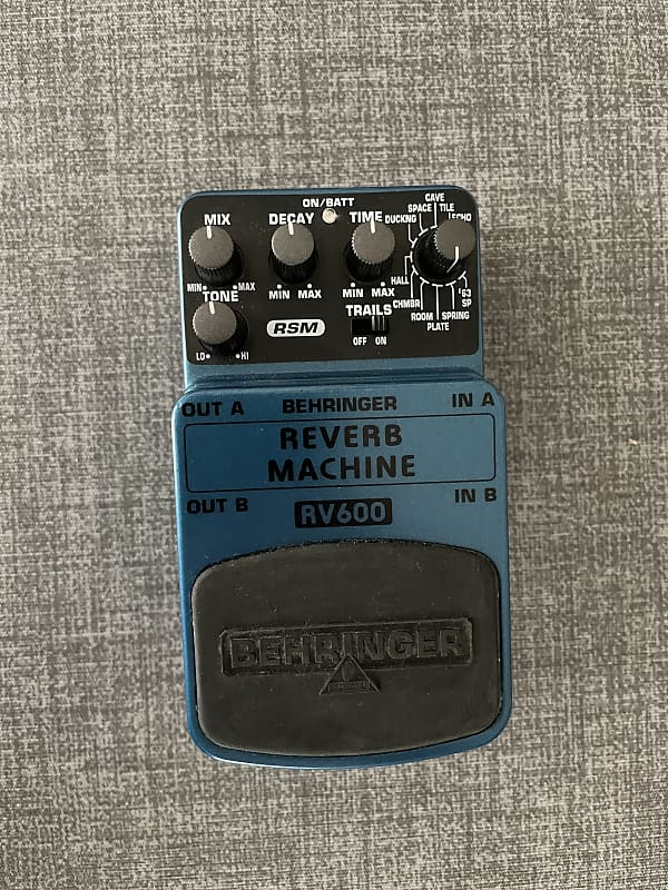 Behringer RV600 Reverb Machine Pedal