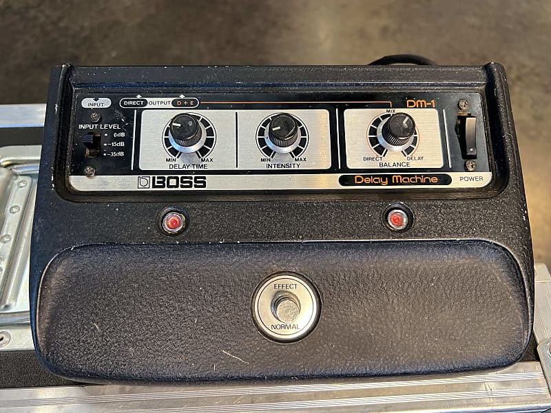 Boss DM-1 Delay Machine