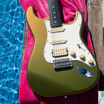 2010 Fender STR-VC BTG Stratocaster (Burgundy to Green Color