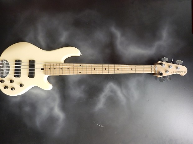 中古・美品 Lakland Skyline 55-01 (USA仕様) 楽天市場】Lakland Skylin レイクランドe 55-01 5-String Bass