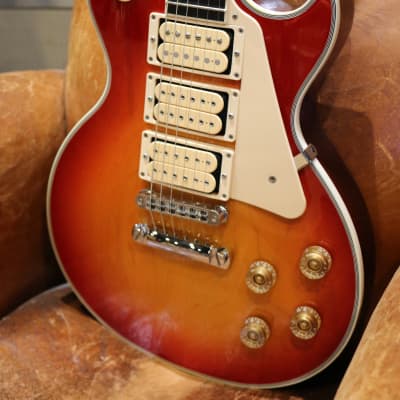 Gibson Les Paul Custom Ace Frehley Budokan Heritage Cherry Sunburst 2012 image 5