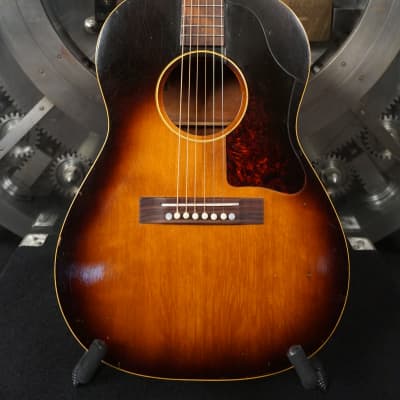 Gibson LG-1 1955 - Sunburst Parlor Acoustic image 1