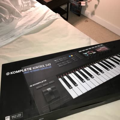 DTM・DAW KOMPLETE KONTROL S49 MK2 Native Instruments Komplete Kontrol S49 Mk2 Keyboard Review