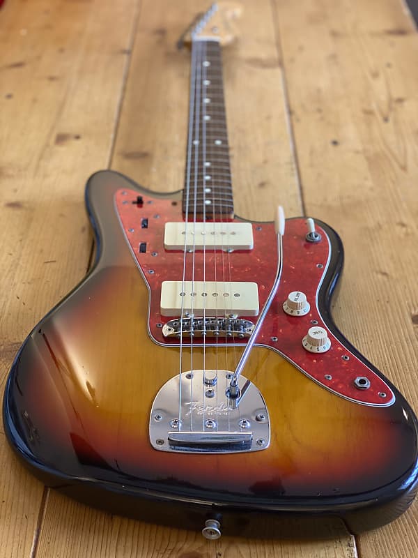 Fender Jazzmaster '66 RI FujiGen Built MIJ K-Serial 1990 Three Tone  Sunburst. Scarce Vintage Fender Japan Jazzmaster