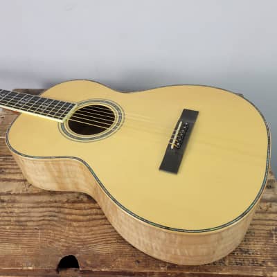 1997 Larrivee OO-10 - Natural With OHSC & Case Candy image 7