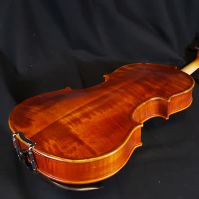 Vivace 4/4 Violin, Case & Bow EM 230 Satin Finish Solid Top image 18
