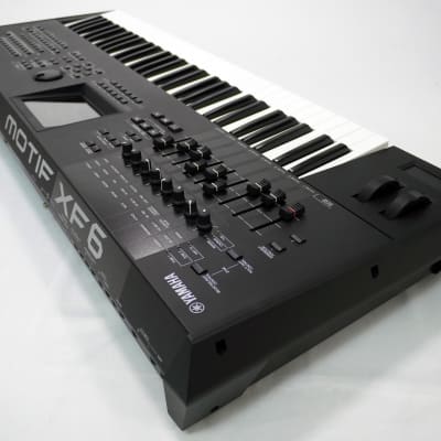 YAMAHA MOTIF XF6