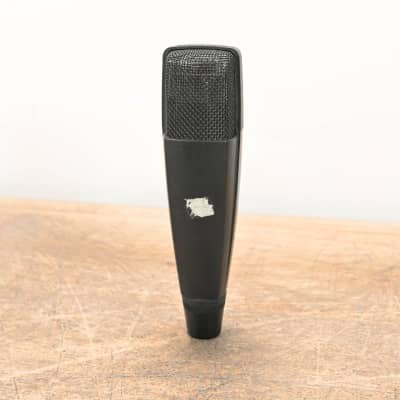 Sennheiser MD 421-II Cardioid Dynamic Microphone CG01H8Y