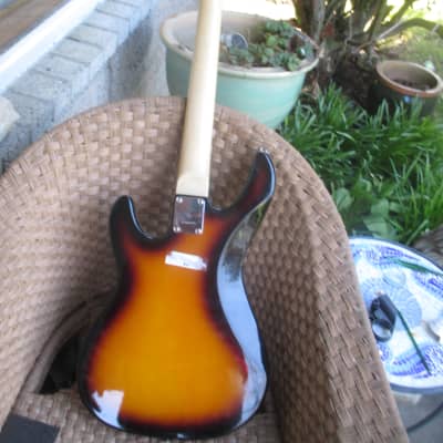 Peavey Milestone 4-String Electric Bass 2010s - Vintage Burst image 8