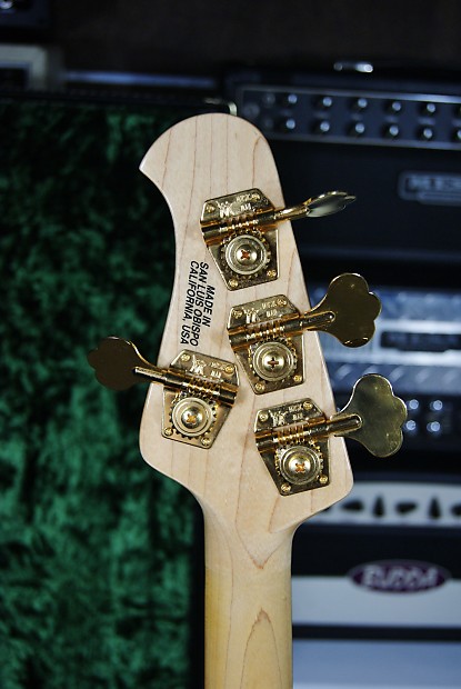 Musicman Stingray 2006 Limited Edition Black & Gold Hardware
