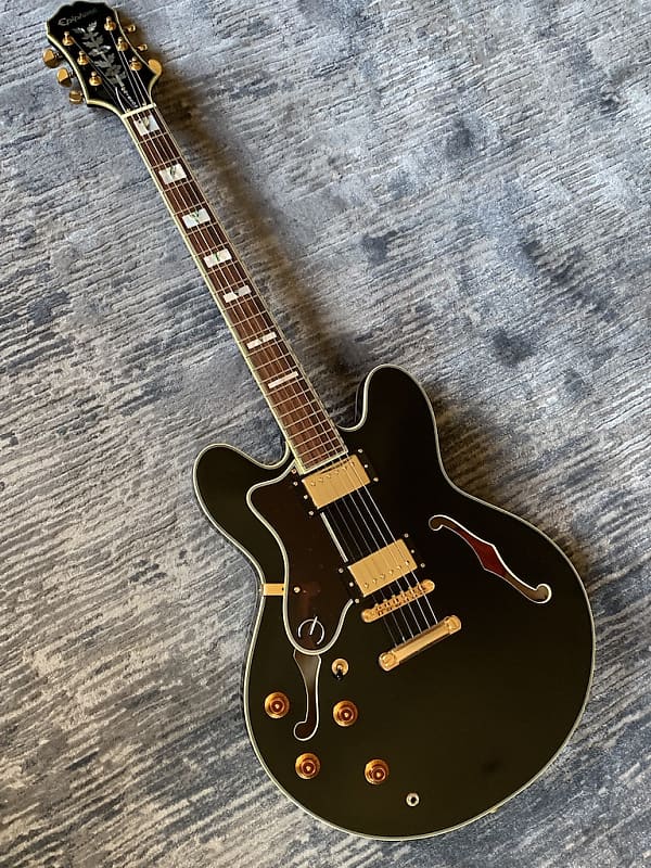 Epiphone Sheraton II Ebony Left Handed w/Case