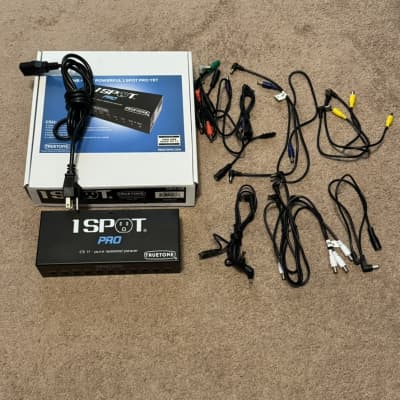 Truetone 1 SPOT Pro CS11 Power Supply **Excellent w/ Box & Goodies. See Notes**