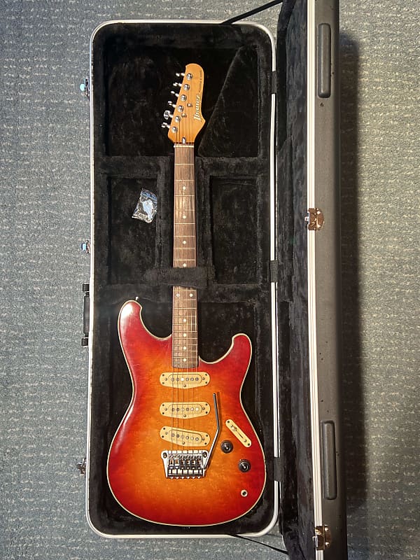 Ibanez Roadstar II Series Deluxe. 1984 - 1985 - Cherry