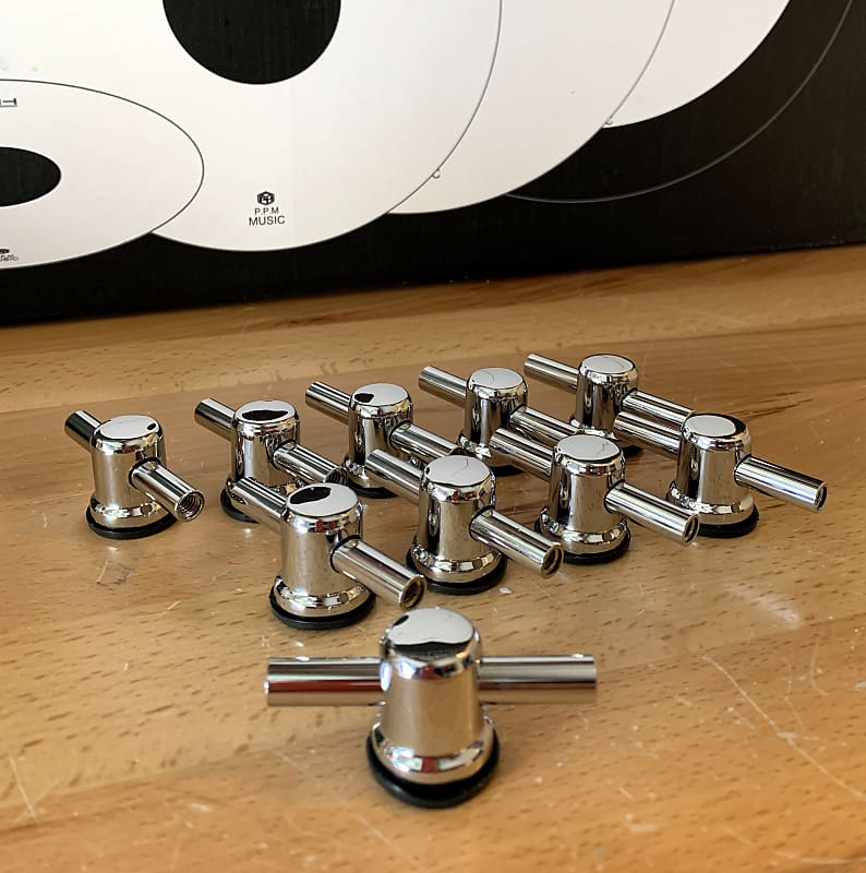 Tube Lugs, Chrome over Brass Single PointDouble Sided for Reverb