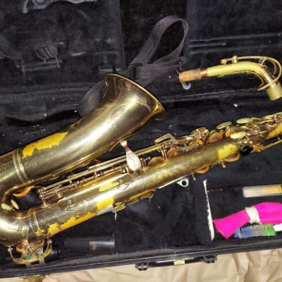 Buescher 400 Intermediate-Level Alto Saxophone, USA, Very Good Condition image 2