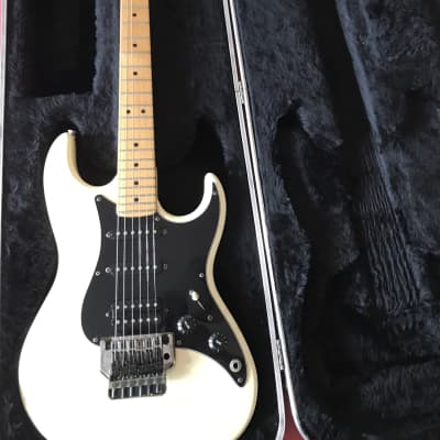 Fender Prodigy Strat 1991 - 1992  Off-White image 1
