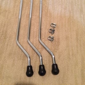 Floor outlet tom feet