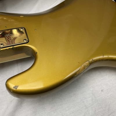 Fender American Collector's Series Jazz Bass 4-string J-Bass with Case 1981 - Gold image 23