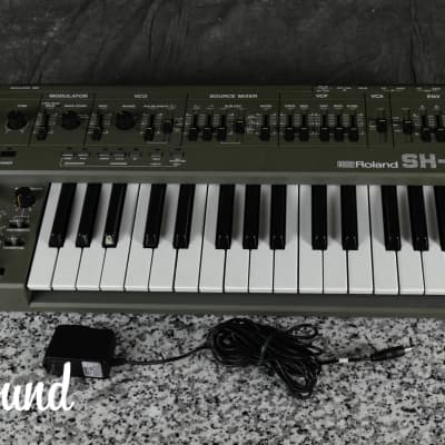 Roland SH-101 Gray Vintage Monophonic Synthesizer in Very Good condition