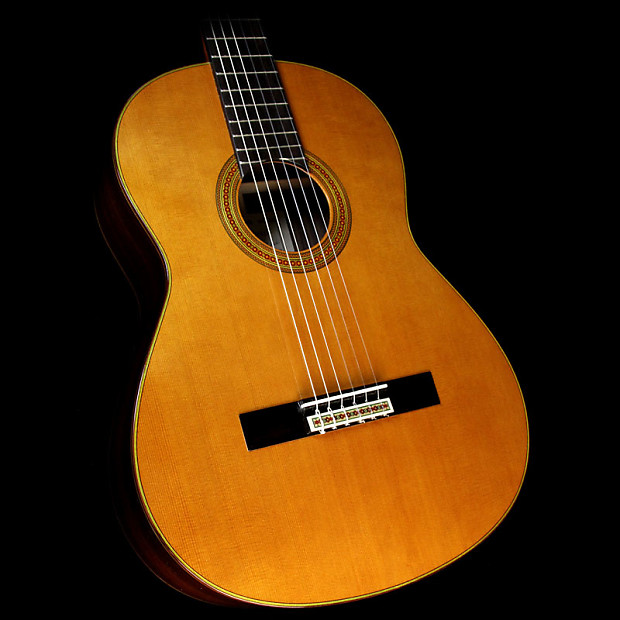 Yamaha GC32C Acoustic Guitar Natural image 1