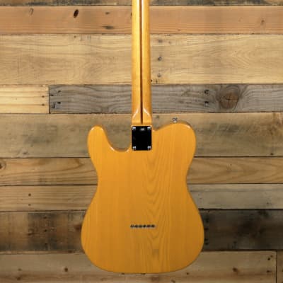 Fender American Vintage '52 Telecaster Butterscotch Blonde 2010 - 2017