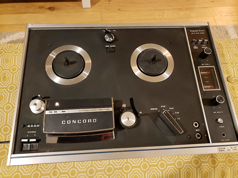 Reel to reel Concord automatic 994 W/ Microphone & Car Power Cord Read  Desc. 