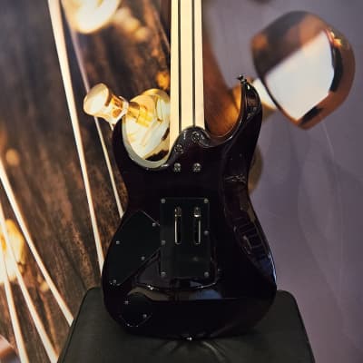 Ibanez RG8527-BRE j.custom 7-String Guitar, Black Rutile incl. Hardcase image 8