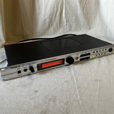 Roland XV-5050 64-Voice Synth Module xv5080 1-unit rack-module