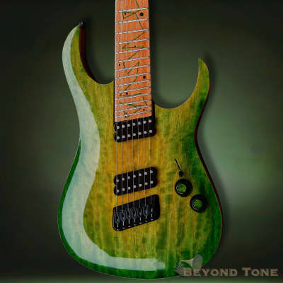Music Man USA John Petrucci JP6 BFR QT CB - Cherry Burst Music Man USA John Petrucci JP6 BFR QT CB - Cherry Burst