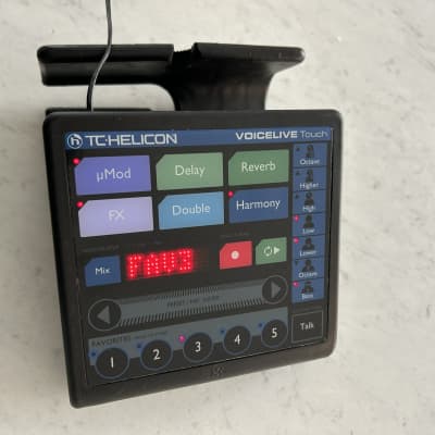 TC-Helicon VoiceLive Touch　1 TC-Helicon VOICELIVE TOUCH - Vocal Effects Studio Gear W