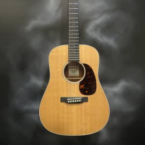 Martin d cheap jr e