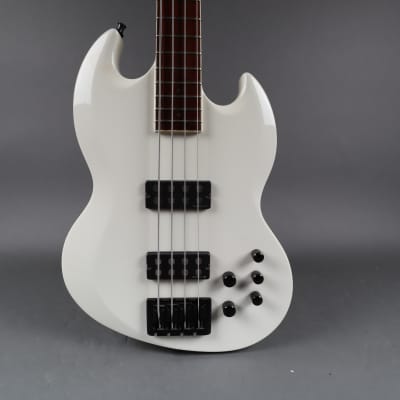 ESP LTD Viper 254 4-String Electric Bass White with Hardshell Case