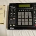 Akai MPC 2500 owned by Travis Barker