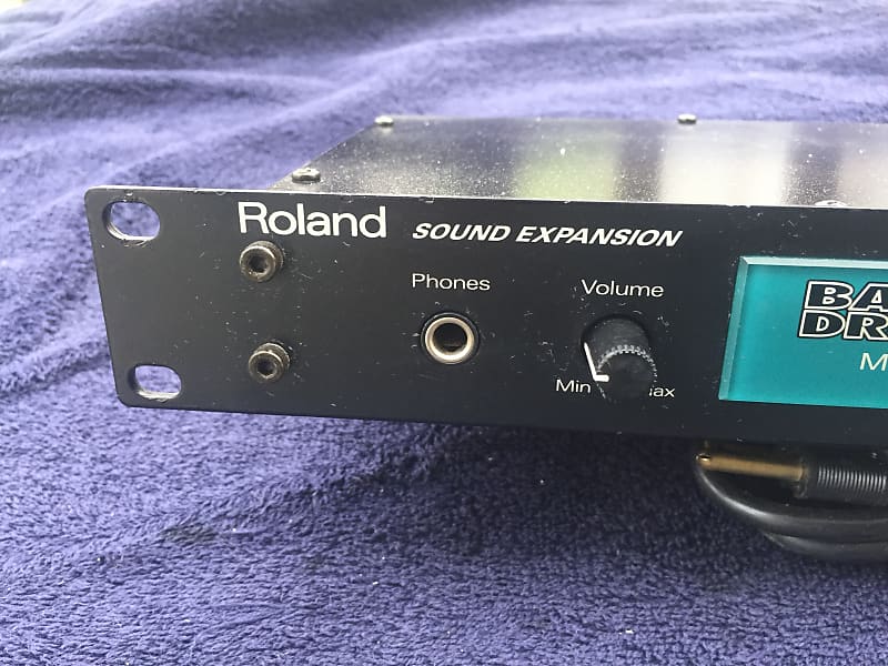 Roland M-BD1 Bass and Drum synthesizer, 1U rackmount