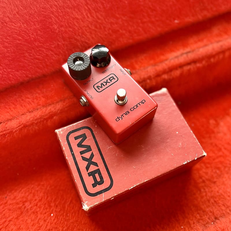 MXR Dyna-Comp compressor pedal 1980 Red original vintage USA block logo