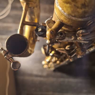 Baritone Big B Aristocrat Gold Saxophone image 13
