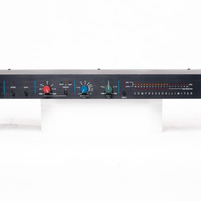dbx 160A Compressor Limiter | Reverb