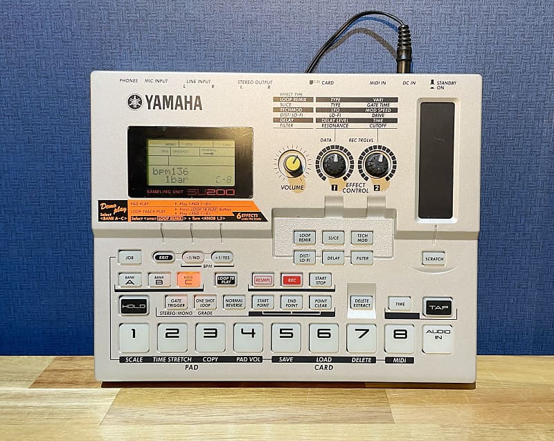 Excellent] Yamaha SU200 Live Performance Sampler | Reverb France