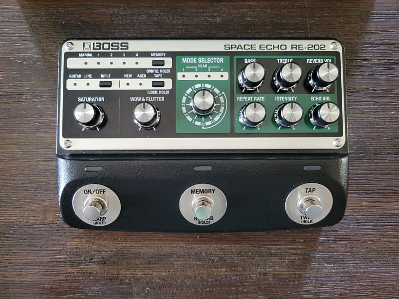 Boss RE-202 Space Echo