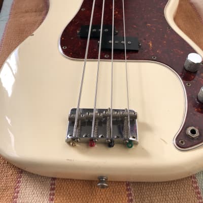 Squier SPB50 Precision Bass 1982 