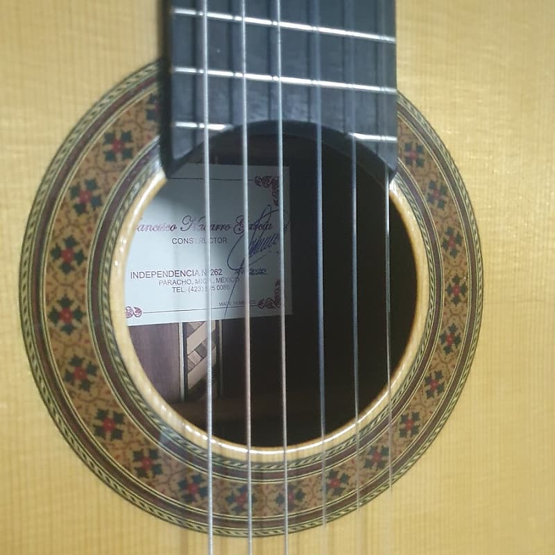 Manuel shop reyes guitar