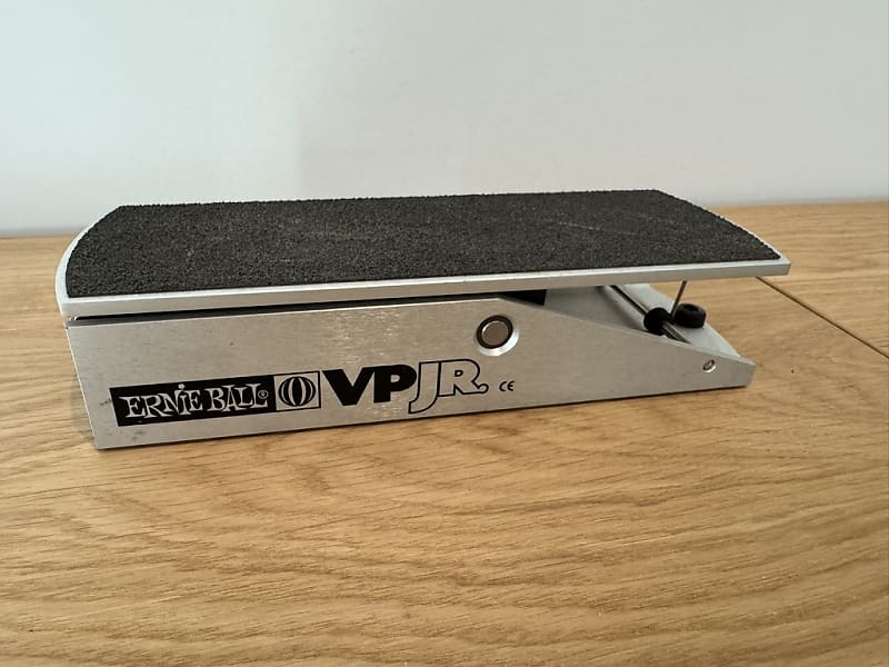 Ernie Ball VPJR Tuner