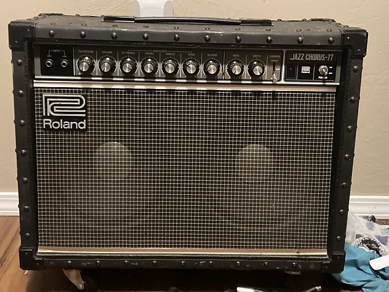 Roland JC-77 Jazz Chorus 80-Watt 2x10