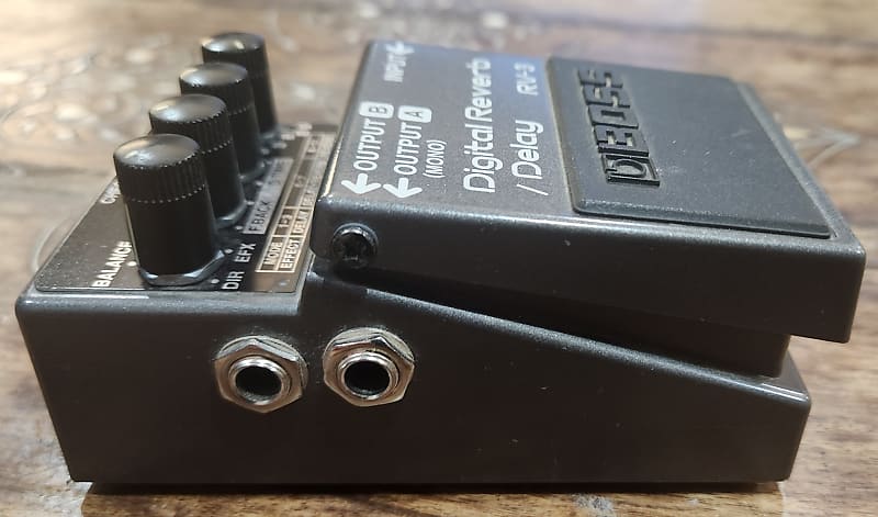 BOSS RV-3 Digital Reverb Delay Guitar Effect Pedal used